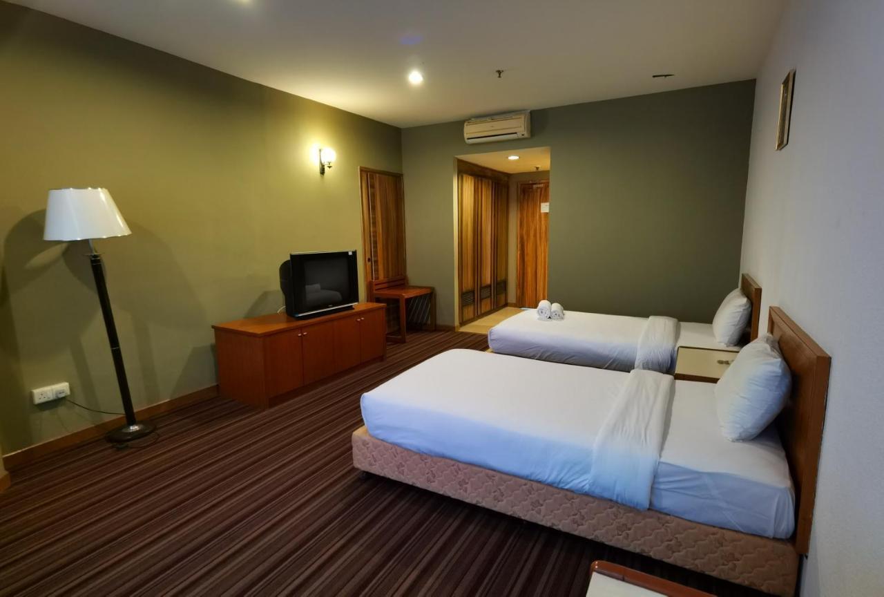 Folkmeldrum Hotel Johor Bahru Exterior foto